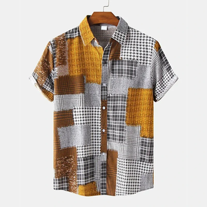 เสื้อฮาวายลายต่อผ้าสไตล์วินเทจสำหรับผู้ชาย สีสันสดใส พิมพ์ลายสี่เหลี่ยมสามมิติ แขนสั้น สวมใส่สบาย ติดกระดุม ทรงหลวม - Product Image 4