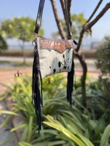 Bolso de Hombro de Cuero con Flecos, Diseño Artesanal, Estilo Bohemio, Vintage, Hecho a Mano, con Pelo de Vaca, Último Modelo - Product Image 2