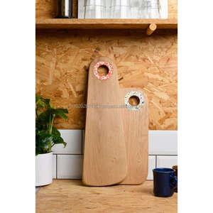 Tabla de cortar de madera artesanal de alta gama con artesanía detallada ideal para cocinas de lujo o preparación de alimentos gourmet - Product Image 6