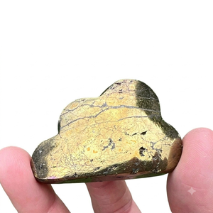 Pierre précieuse en pyrite sculptée en forme de nuage, cristal de nuage, décoration d'intérieur, grossiste en cristaux sculptés en forme de nuage - Product Image 3