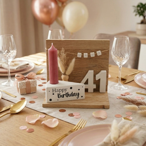 Espositore da Tavolo in Legno per il 50° Compleanno - Punto di Riferimento Dorato - Product Image 2