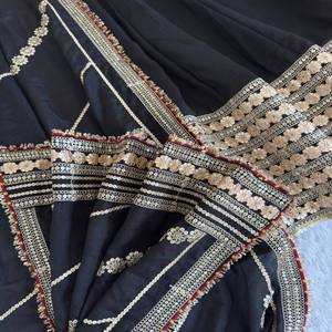 Robe Anarkali en soie Chinon VASTRA COTTAGE avec broderies riches Gotta Patti et ensemble de dupatta en dentelle riche – Collection de créateur pour tenues de soirée - Product Image 3