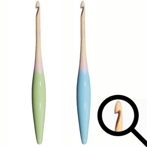 Ganchos de ganchillo de madera semicolores ergonómicos para herramientas de ganchillo de madera natural al por mayor con acabado duradero y agarre cómodo - Product Image 2