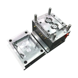 Piezas de plástico moldeadas por inyección personalizadas - Componentes industriales - Conexión roscada - Product Image 3