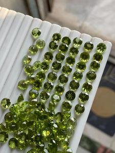 Peridoto Natural de Arizona, Corte Brillante Redondo, Gema Verde Suelta de 7MM, 1.30CTS, S.F.GEMS - Product Image 4