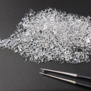 โทแพซสีขาวธรรมชาติ 1.75 มม. ทรงสี่เหลี่ยมเจียระไนแบบสเต็ปคัท คุณภาพดีที่สุด พลอยเม็ดเดี่ยวสำหรับทำเครื่องประดับ - Product Image 3