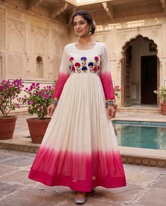 Las Más Hermosas Colecciones de Vestidos Anarkali de Material Star Georgette para Bodas Indias, Disponibles en Tallas Grandes para Mujer - Product Image 1