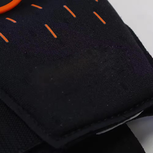 ถุงมืออเมริกันฟุตบอลคุณภาพสูง ออกแบบโลโก้ของคุณเอง พิมพ์ลายตามสั่ง SHIFT SPORTS น้ำหนักเบา ปิดด้วยแถบตีนตุ๊กแก - Product Image 5