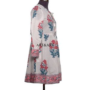 Robe trapèze vintage simple en coton 100% tricoté, magnifique imprimé floral, manches bouffantes, longueur midi, tenue de vacances, tenue de plage - Product Image 5