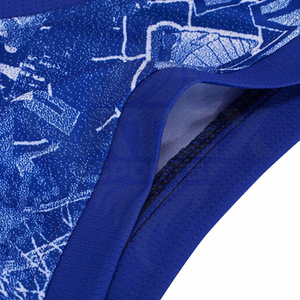 Conjunto de Uniforme de Baloncesto de Alta Calidad, Diseño Personalizado con Dobladillo Curvo, Bordado, Ropa Deportiva - Product Image 4
