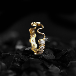 Bague demi-éternité en diamant de laboratoire taille ronde, en or 14 carats avec tige torsadée, pour mariage, empilable, pour anniversaire, bijoux en gros - Product Image 6