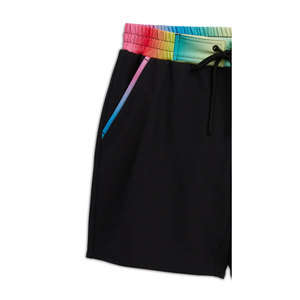 Short de plage athlétique haute performance pour femme Solid Trader Advanced Dry Tech avec coutures non irritantes et confort amélioré - Product Image 4