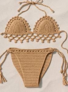 Conjunto de Bikini Tejido a Crochet – Traje de Baño Boho con Flecos en Tono Dorado - Product Image 3