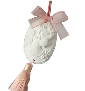 Diffuser Aroma rumah minyak esensial beraroma, batu Aroma keramik gantung Oval berbentuk dewi - Product Image 1