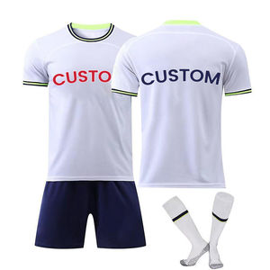 Ensemble de maillots de football personnalisés pour hommes, col rond, manches courtes, rayé, sublimé, évacuation de l'humidité, coupe régulière, blanc et noir - Product Image 3