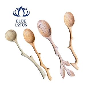 Cucharas de Madera Sostenibles de Alta Calidad, 5.8 Pulgadas, Mini Cucharas para Miel, Mermelada y Condimentos, Solo Lavar a Mano, Utensilios de Cocina - Product Image 1