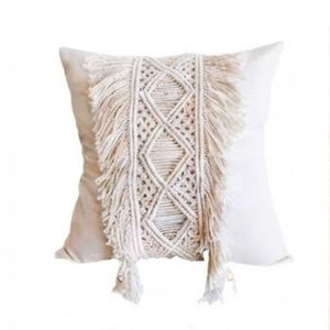 Housses de coussin décoratives en tissu synthétique durable, faciles d'entretien, design élégant, utilisation longue durée pour la maison moderne et le salon - Product Image 1