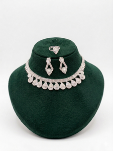 Naykk Creations - Juego de Joyería de 3 Piezas para Mujer, Hecho a Mano, Chapado en Plata, Cobre y Latón, Collar, Aretes y Anillo de Alta Calidad para Boda - Product Image 2