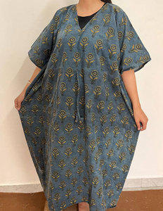 Vestido Kaftan de Algodón con Estampado Moderno, Ajuste Cómodo y Diseños Atractivos - Product Image 4