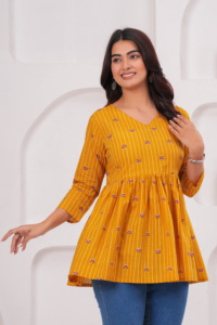 Women Cotton Printed Kurti Top Yellow Ethnic <b>Tunic</b> Casual Wear Kurti - Product Image 3