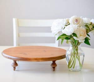 High Quality Round Wooden <b>Cake</b> <b>Stand</b> Handmade <b>White</b> Frosted <b>Cake</b> Display Serving Tray For Dessert Presentation - Product Image 4