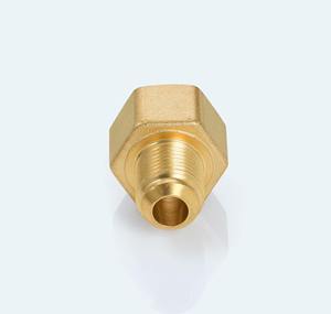 Paquete de Seis Adaptadores de Latón de Alta Calidad, Conector Macho de 3/8 Pulgadas a Conector Hembra de 1/2 Pulgada para Sistemas de Plomería e Hidráulica - Product Image 1