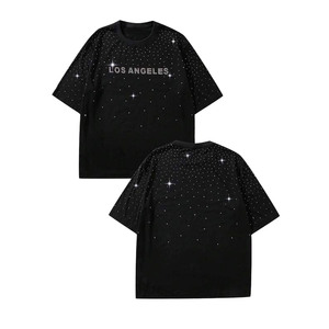 เสื้อยืดโอเวอร์ไซส์สีดำลายกราฟิกลอสแอนเจลิสประดับคริสตัลพรีเมียม ผ้าคอตตอนหนา สไตล์สตรีทแวร์ รับผลิตเสื้อผู้ชาย OEM - Product Image 1