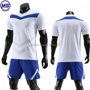 Maillot de football unisexe jaune et noir à manches courtes, col en V, en polyester anti-humidité, uniforme imprimé par transfert thermique, personnalisable pour équipe - Product Image 3