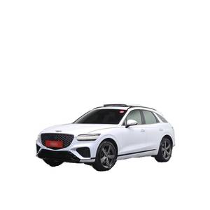 Genesis GV70 2.5T 2024, Gasolina, 2WD, Volante a la Izquierda, Caja de Cambios Automática, Asientos de Cuero, Cámara Trasera, Estándar de Emisiones Euro V, 28,107 km - Product Image 1