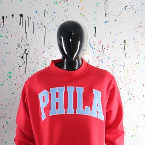 Sudadera PHILA RED con cuello alto, 100% azul cielo, con apliques bordados, cuello ancho, hilos finos - Product Image 5