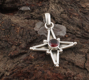 Piedra Preciosa de Granate Rojo Natural en Forma de Estrella, Plata de Ley 925 Chapada en Platino, Estilo Vintage, Joyería al por Mayor, Unisex, Piedra de Nacimiento de Enero - Product Image 4