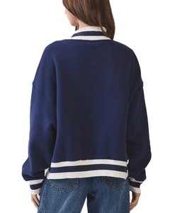 Sudadera Varsity Southern con Cuello Alto - Azul Marino con Ribete Acanalado en Contraste, Logotipos Personalizados - Product Image 2