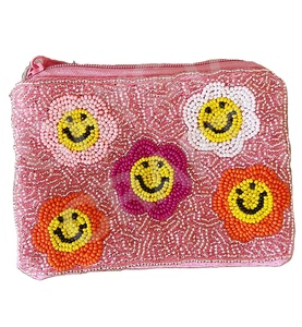 กระเป๋าใส่เหรียญประดับลูกปัดลายดอกไม้ยิ้มทันสมัยสำหรับผู้หญิงกระเป๋าใส่เหรียญปรับแต่งได้สวยงามมีดีไซน์ดอกไม้ไม่ซ้ำใคร - Product Image 1