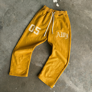 กางเกงวอร์มพิมพ์ลายสีชมพูสำหรับผู้ชาย ยี่ห้อ Askar Wear รุ่น Ind เอวยางยืด มีเชือกผูก สไตล์สตรีท น้ำหนักเบา ผลิตจากโพลีเอสเตอร์ - Product Image 1