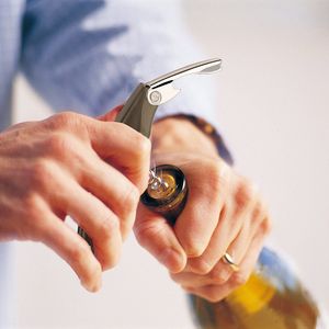 Ensemble d'accessoires de bar pour sommeliers et serveurs, 5 pièces, kit d'ouvre-bouteille à vin avec tire-bouchon, verseur, bouchon et pompe à vide pour usage domestique - Product Image 6