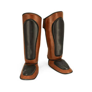 Espinilleras Premium con Carcasa Resistente y Acolchado Interior Cómodo, Espinilleras de Alta Calidad - Product Image 1