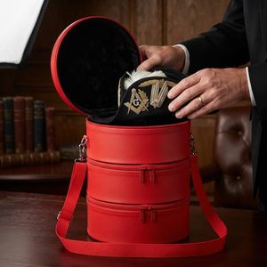 NANBA GROUP Étui de transport pour casquette maçonnique à trois sections, en similicuir rouge, sac de rangement de voyage, bandoulière réglable double - Product Image 3