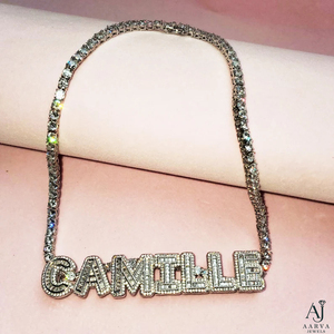 AARVA JEWELS สร้อยคอพร้อมจี้รูปตัวอักษรโมอิสซาไนต์ รุ่นคามิลล์ เงินแท้ 925 ชุบโรเดียม ทรงบาแกตต์ ของขวัญสุดหรูสำหรับผู้หญิง - Product Image 1