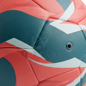 Ballon de football thermocollé frais et durable pour l'entraînement quotidien, les matchs, les jeux en plein air et les clubs de football - Product Image 6