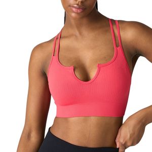 เสื้อชั้นในกีฬาผู้หญิงไร้ตะเข็บแบบร่อง ยกกระชับทรงสวย สำหรับออกกำลังกาย ฟิตเนส โยคะ ชุดออกกำลังกาย รับผลิตตามแบบ พร้อมโลโก้ OEM ขายส่ง - Product Image 3