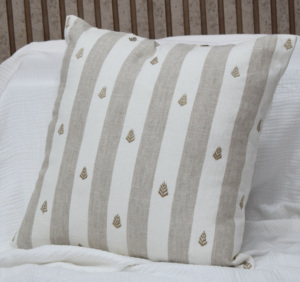 Funda de Almohada Decorativa de Lino 100% Bordada de Primera Calidad, Funda de Cojín de Lino para Decoración de Hogar de Lujo, Pedidos al por Mayor, Fabricante y Proveedor - Product Image 1
