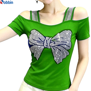 Haut court personnalisé pour femme, noir, à sequins et nœud, style épaules dénudées, coupe ajustée, manches courtes, style doux, printemps-été - Product Image 6