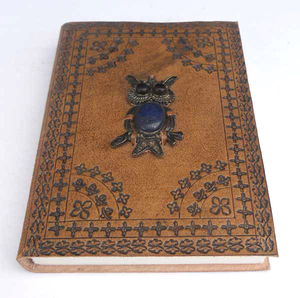 Cuaderno de cuero hecho a mano, estilo antiguo, con cubierta suave, costuras coloridas y encuadernación de imitación, para uso empresarial. - Product Image 2