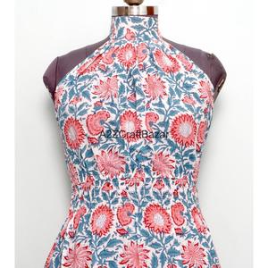 Robe longue formelle indienne 100 % coton, imprimé floral, épaules dénudées, écologique, faite à la main, coupe trapèze, pour soirée, vente en gros fabricant - Product Image 3