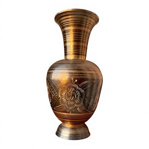 Accessoires de décoration d'intérieur fantaisie, pots et jardinières en laiton faits à la main, style artisanal indien, modèle léger - Product Image 2