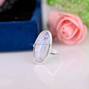 Bague en argent sterling 925, bague ovale en pierre de lune, bague Boho, bague faite à la main, bague de naissance de juin, grande bague en pierres précieuses - Product Image 4