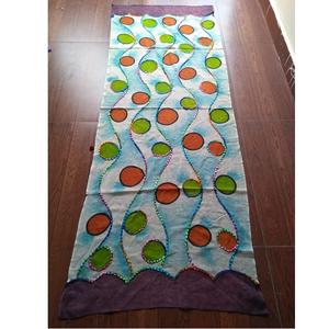 Bufanda de Lana Merino 100% con Bordado a Mano, Elegante, de Diseñador, para Todas las Temporadas, Suave, Cálida, Transpirable, Ligera, con Estampado en Cuatro Direcciones - Product Image 5