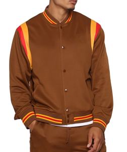 Conjunto de chándal unisex de dos piezas para entrenamiento deportivo, con colores personalizables y logotipo, 100% poliéster - Product Image 1