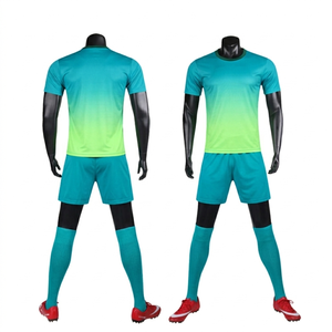 Uniformes de Fútbol para Equipos Deportivos, Conjuntos de Fútbol para Partidos de Club, Equipaciones Personalizadas al por Mayor para Hombre, Camiseta de Cuello Redondo y Manga Corta con Pantalones Cortos - Product Image 3