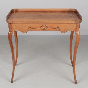 Tables consoles réglables en hauteur Nila Modern Luxury, en teck massif avec finition naturelle, pour salon de villa. - Product Image 2